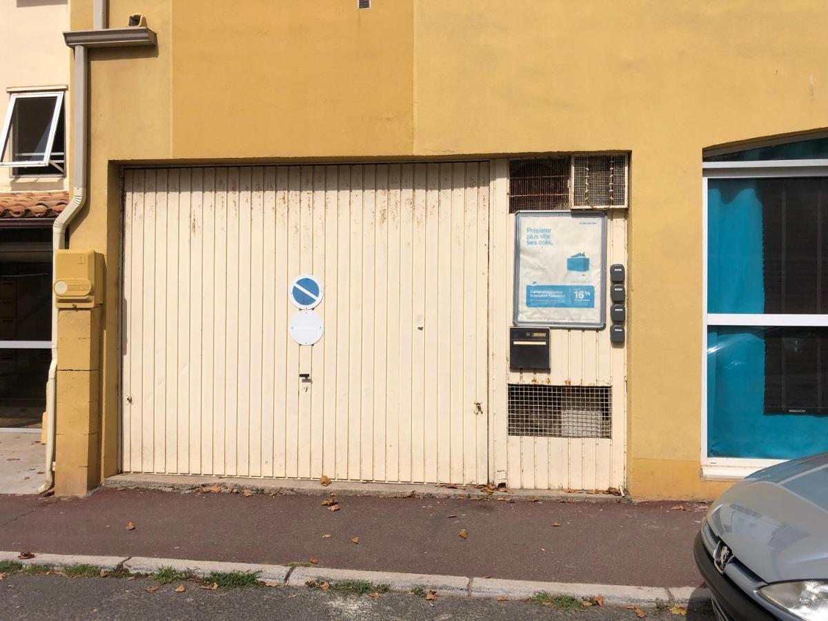 Love 1 Agde Exterior photo
