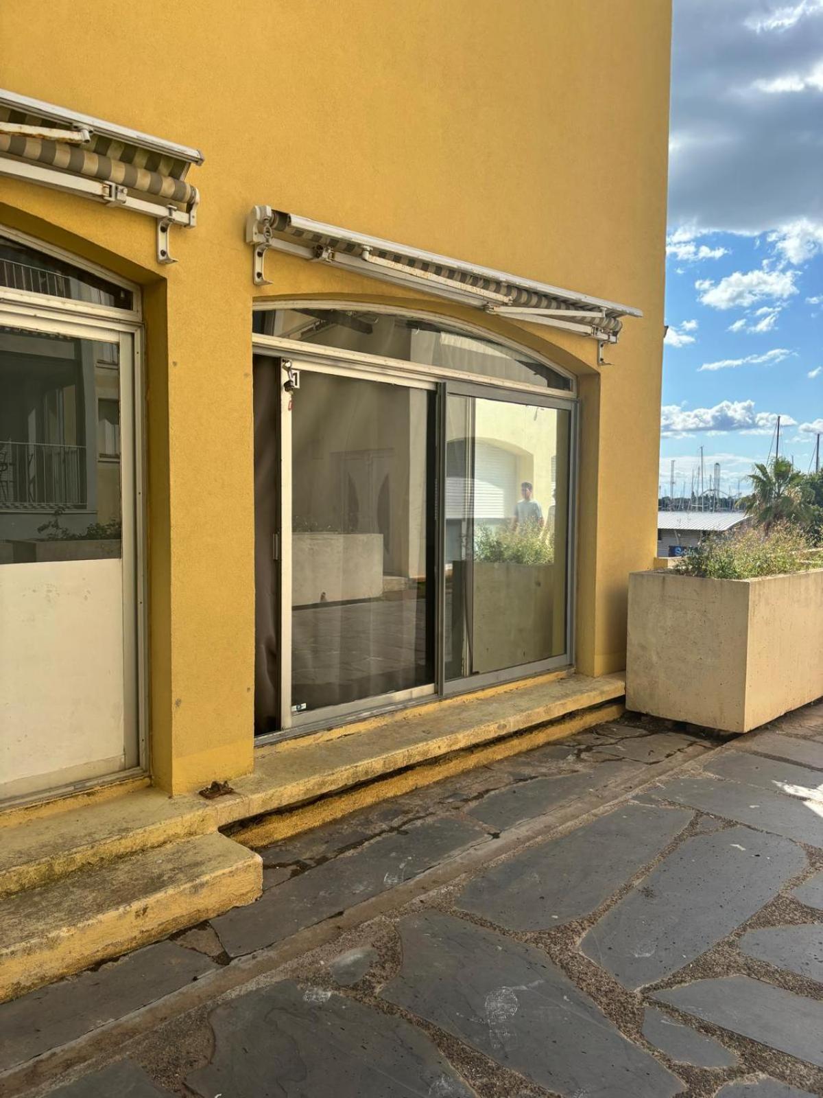 Love 1 Agde Exterior photo