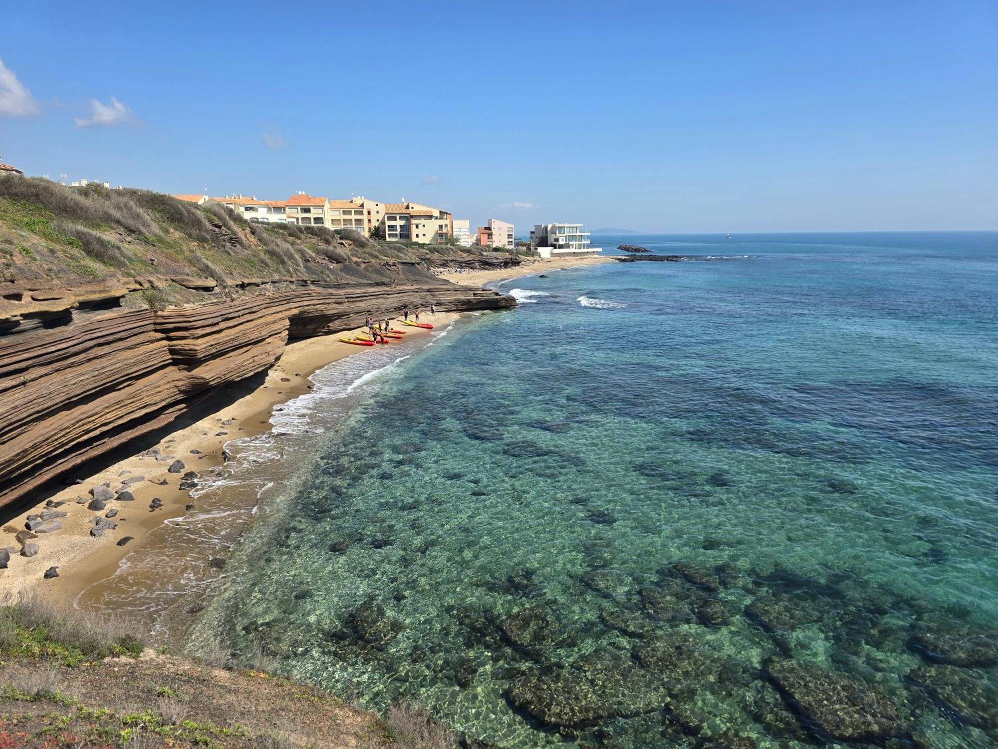 Love 1 Agde Exterior photo